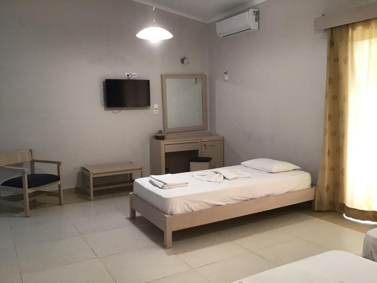 Regina Hotel Kíssamos Eksteriør bilde