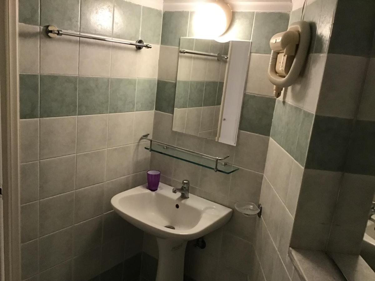 Regina Hotel Kíssamos Eksteriør bilde